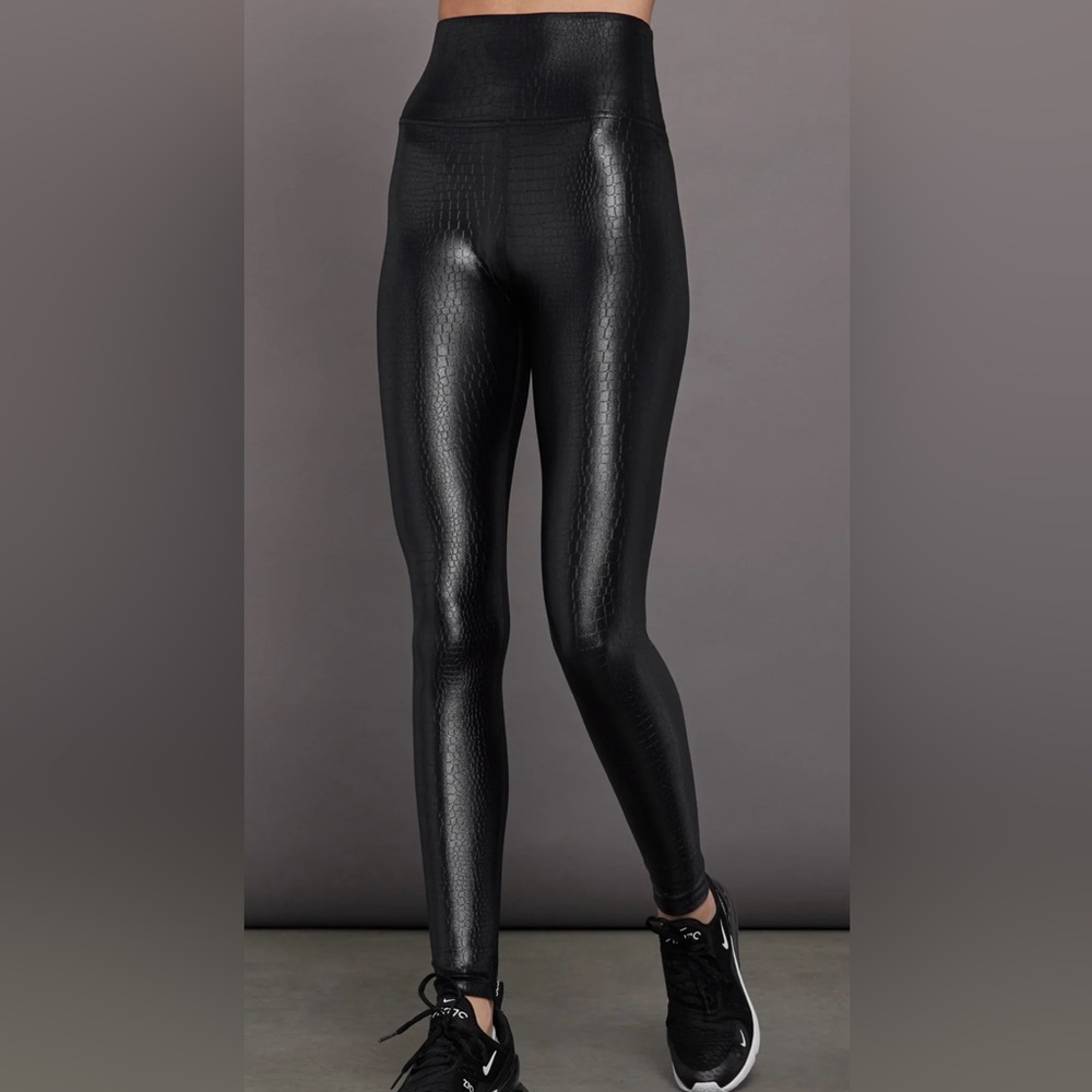 Carbon 38 High Rise 7/8 Legging Croc Takara Shine Size XS Brand New With Tags